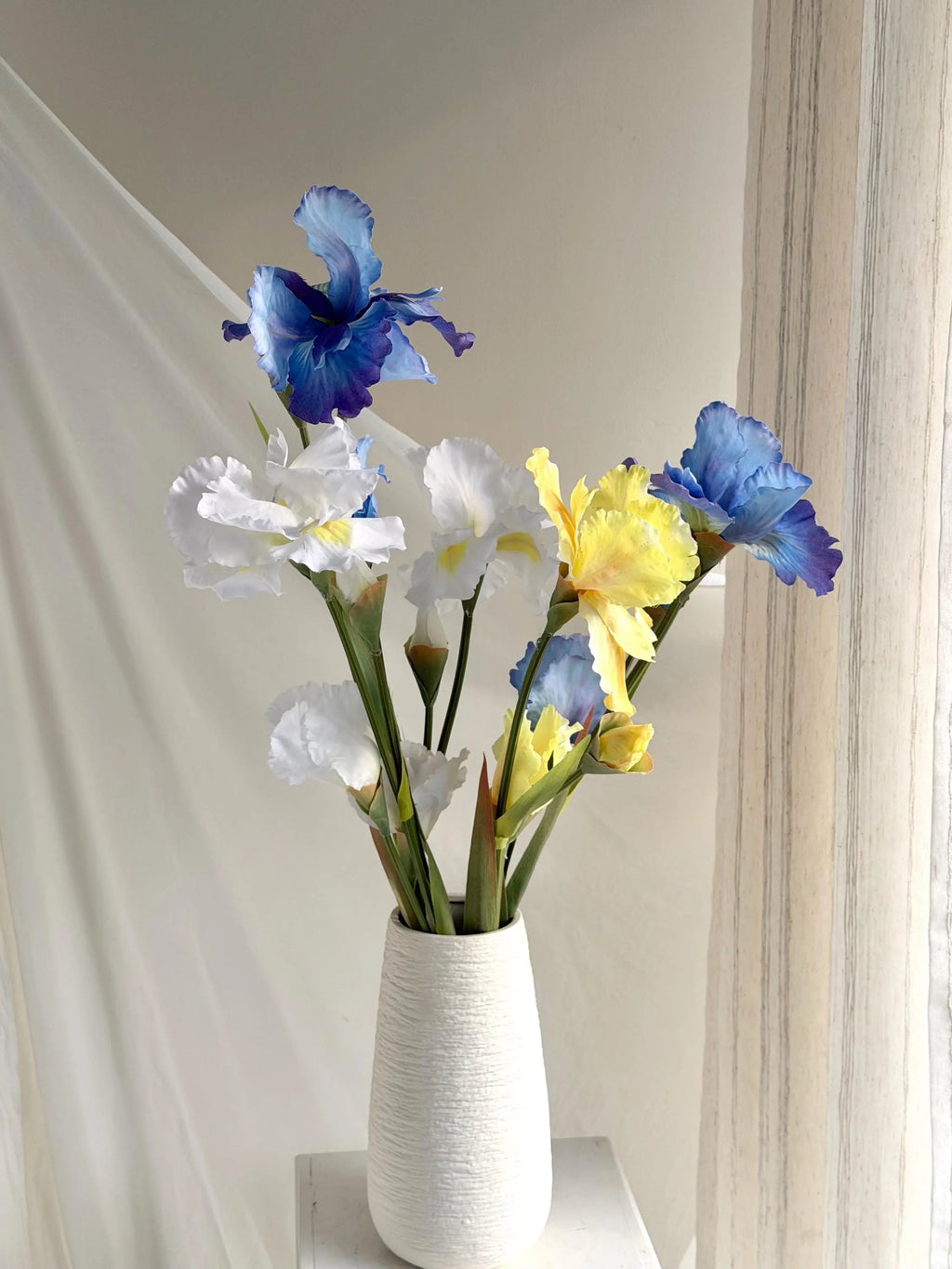 Silk Artificial Iris Flowers, Faux irises flower, Real Touch iris flower, flower arrangement for home wedding decor Faux Flower Place