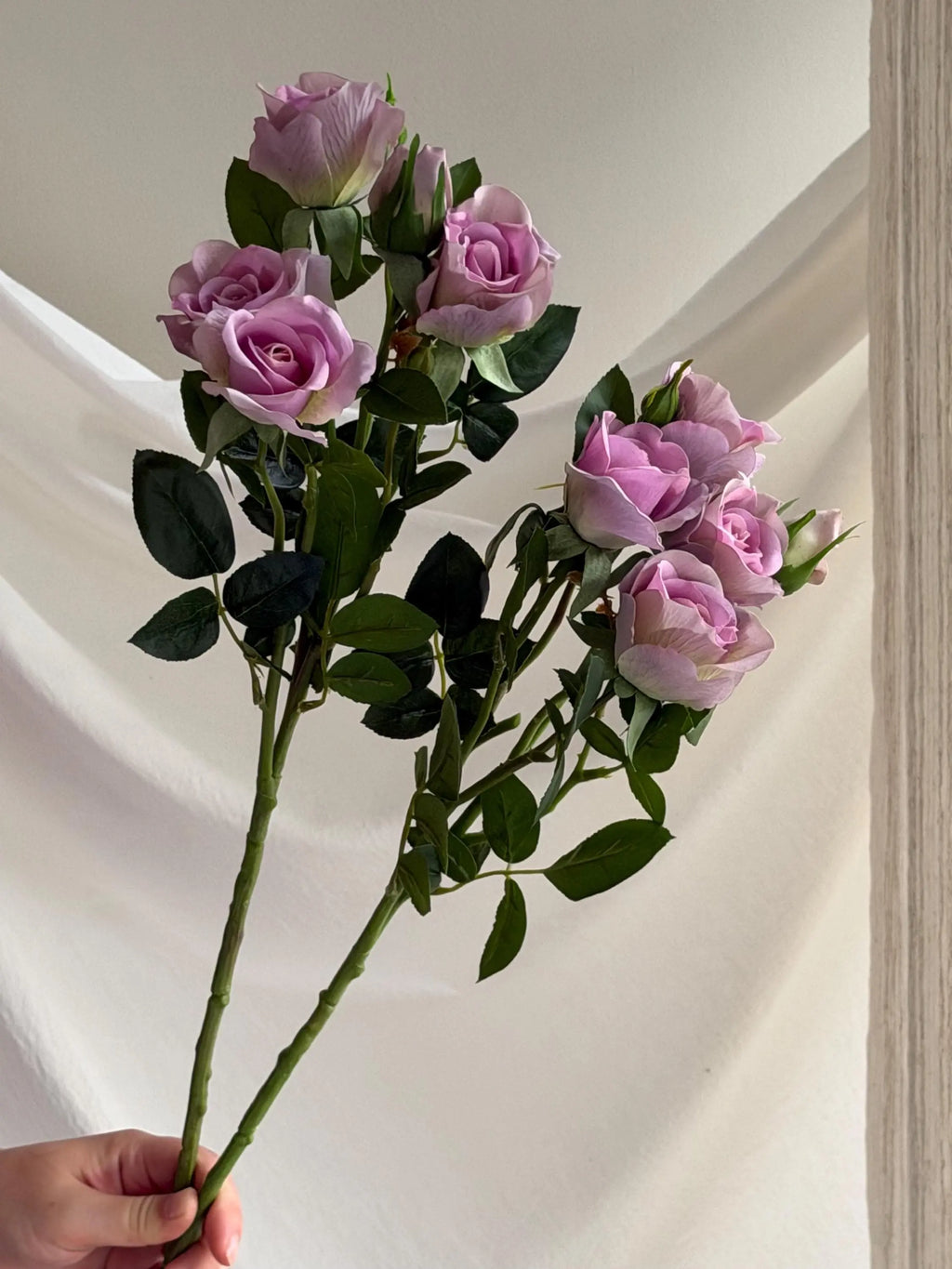 Artificial 5-head Rose stem Faux Flower Place