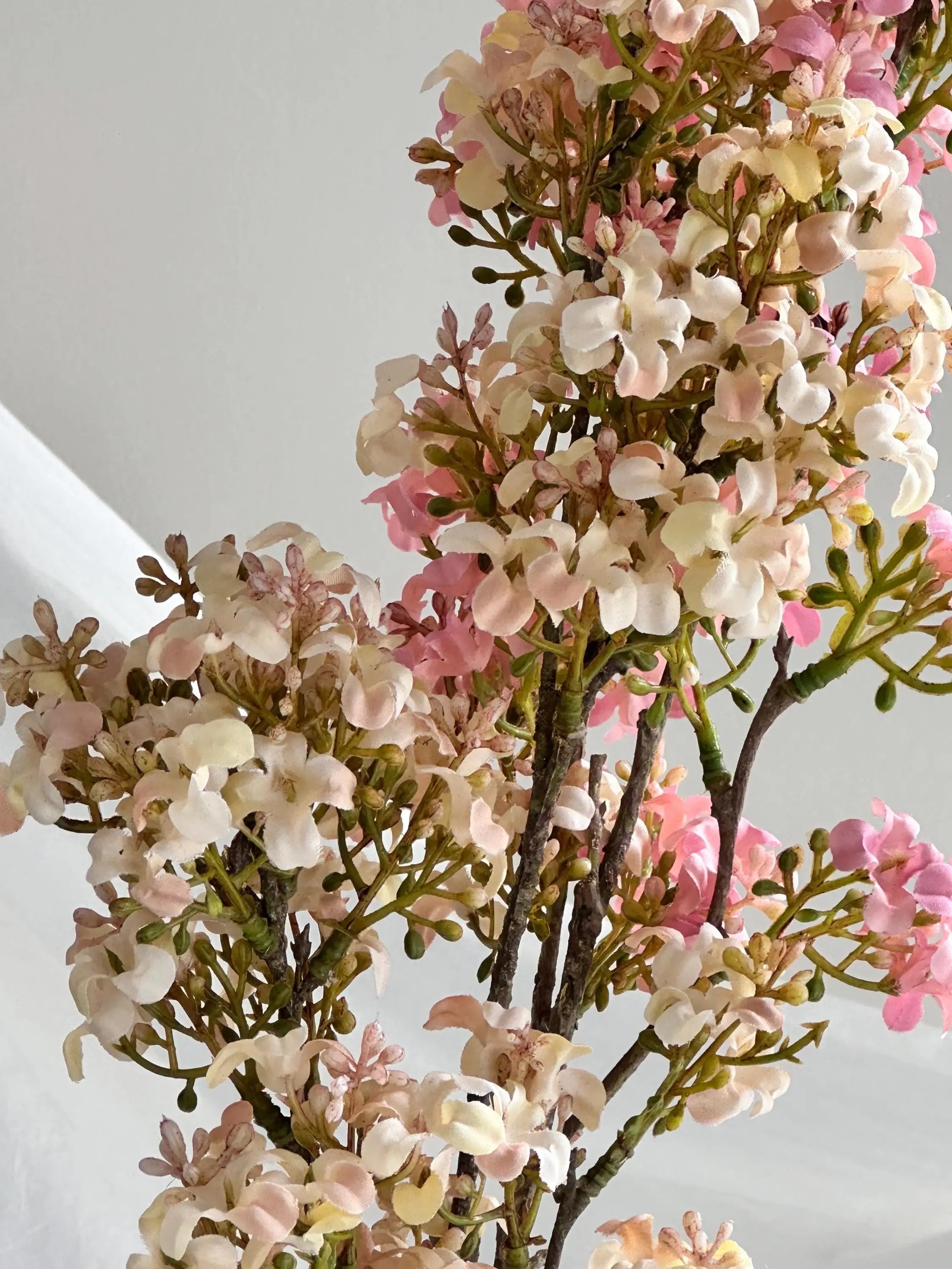 Real Touch Lilac stem, Faux Lilac Branch, Pastel Faux Floral Branch, fake flower arrangements, Pastel Lilac Flower for DIY Wedding Decor Faux Flower Place