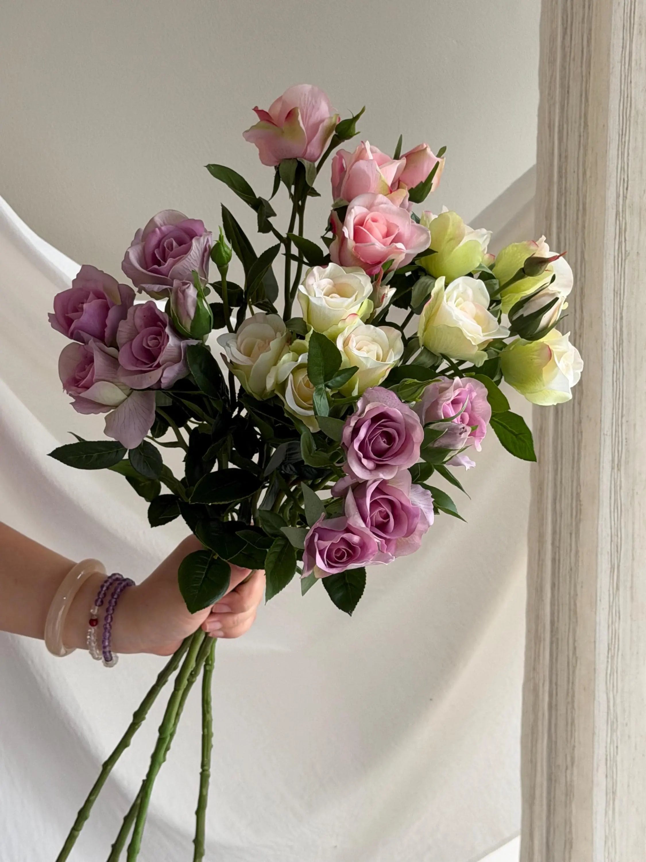 Artificial 5-head Rose stem Faux Flower Place