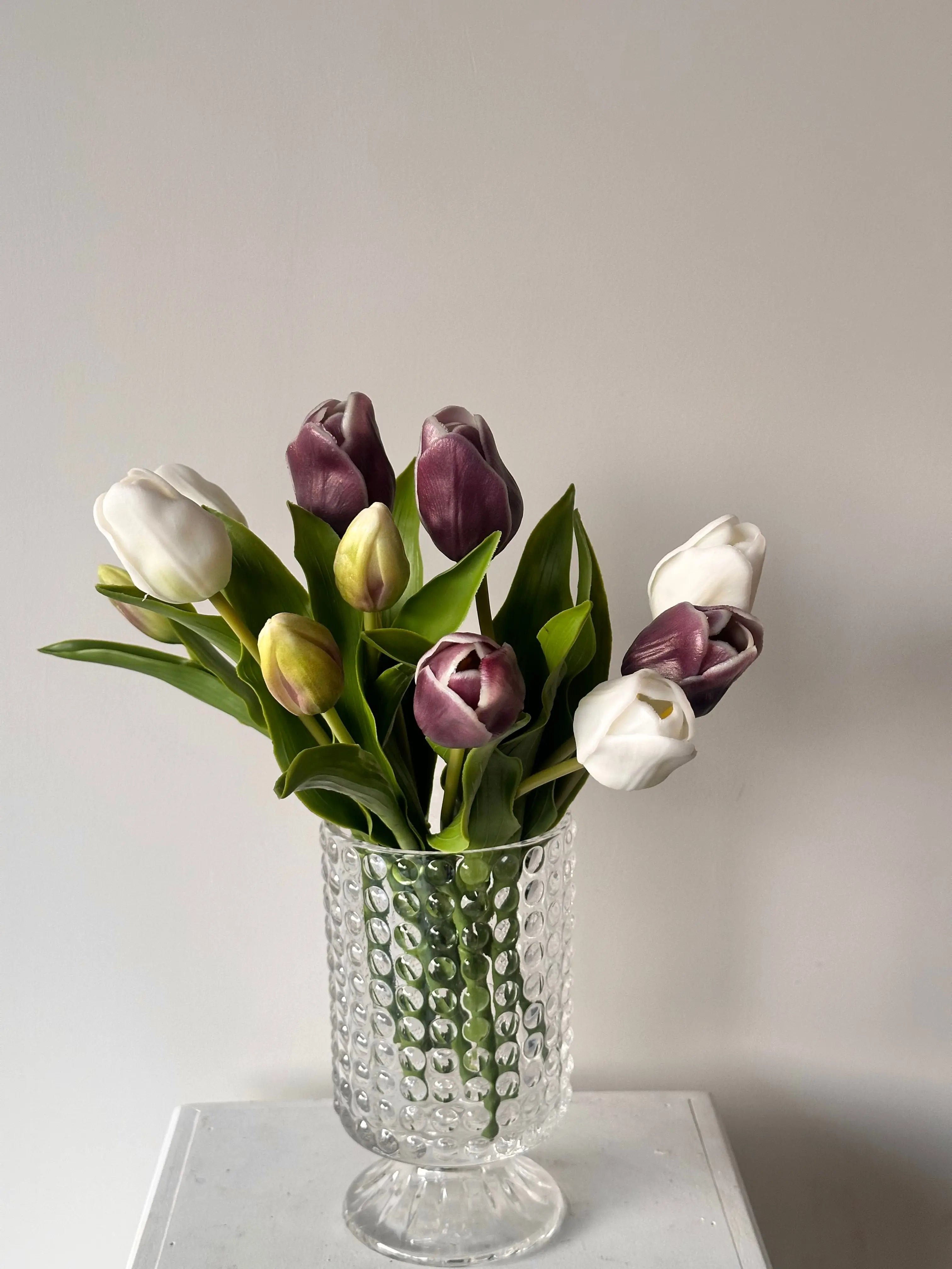 Faux tulip bouquet Celesta Atelier