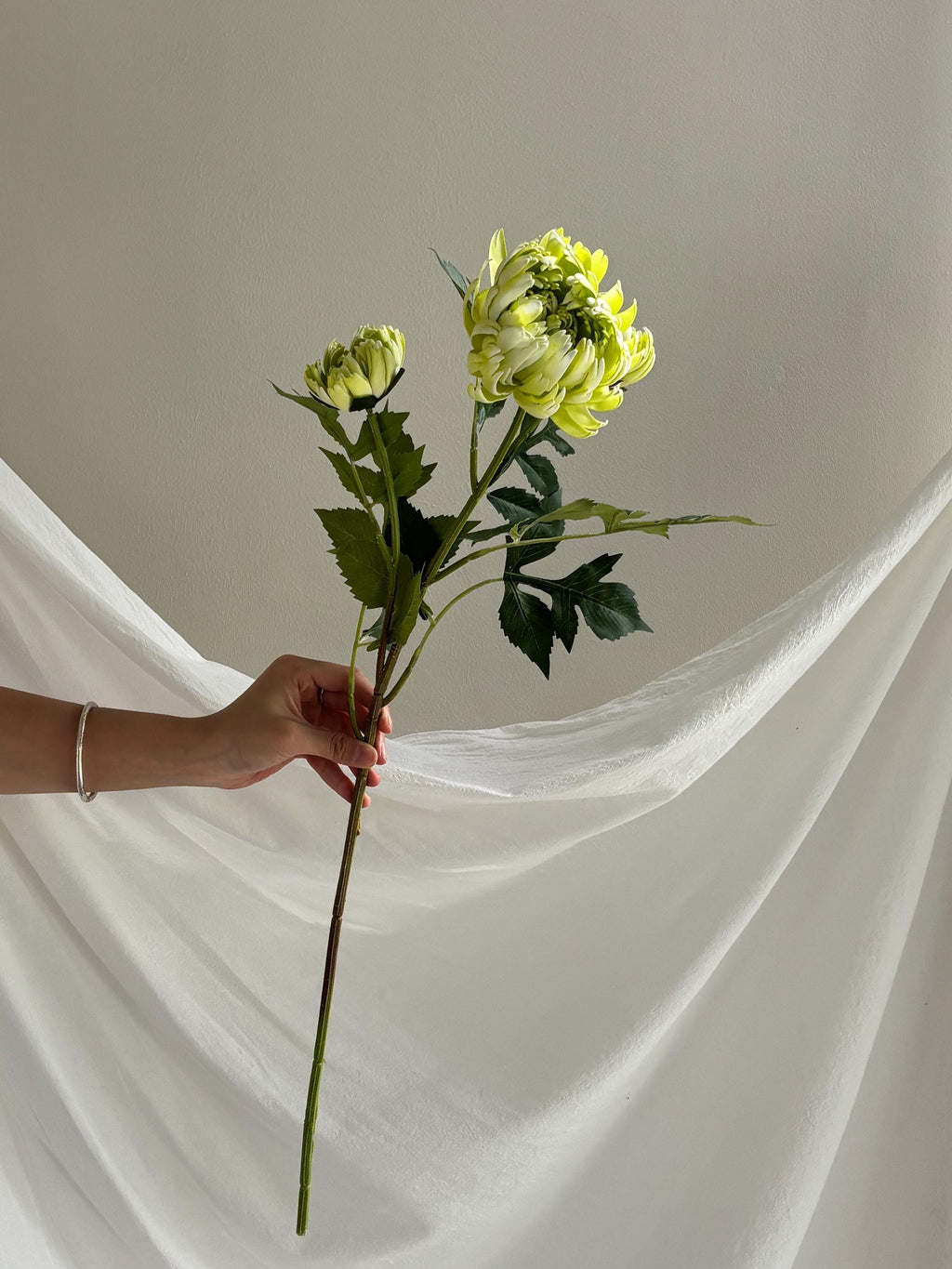 3-Head Artificial Chrysanthemum Stem