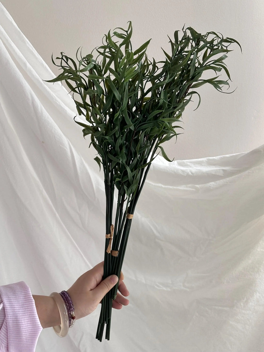 Real touch eucalyptus Branch, fake eucalyptus stem for DIY eucalyptus garland, eucalyptus arrangement, Spring Home Decor Faux Flower Place