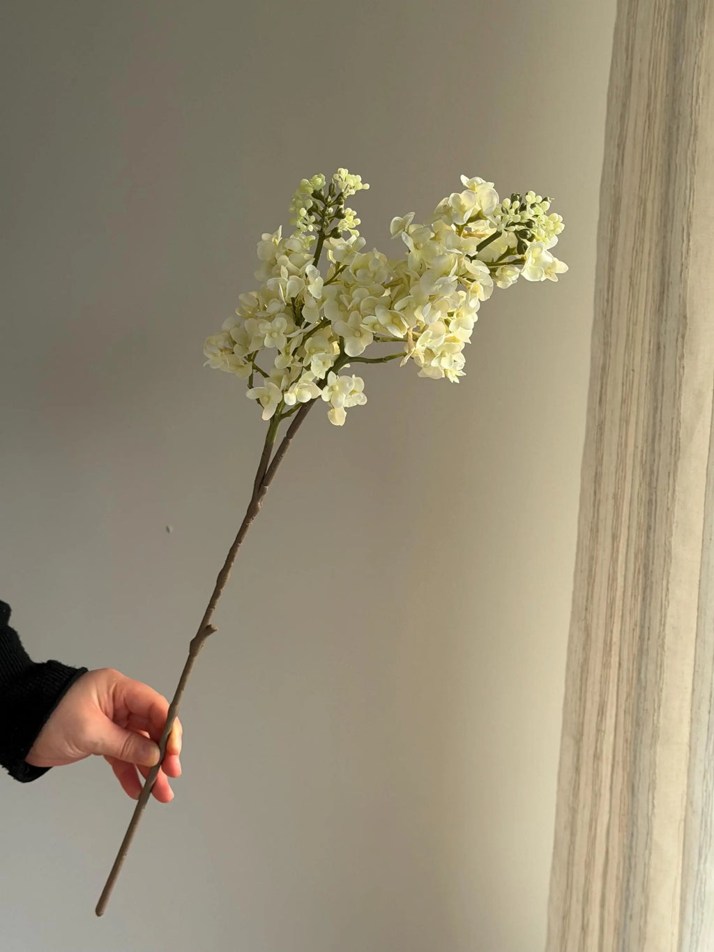 Real Touch Lilac stem, Faux Lilac Branch, Cream White Faux Floral Branch, fake flower arrangements, Lilac Flower for DIY Wedding Decor Faux Flower Place