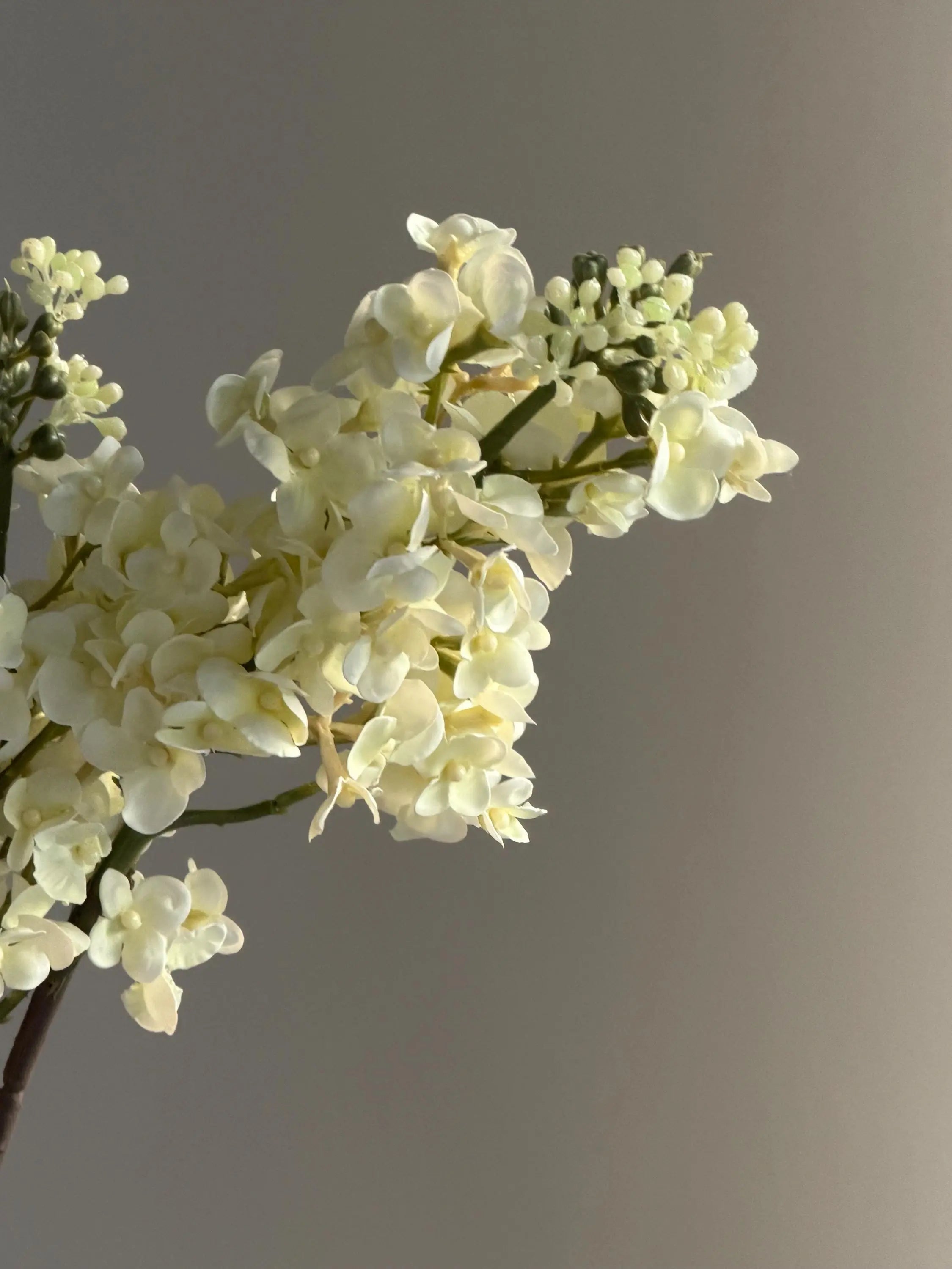 Real Touch Lilac stem, Faux Lilac Branch, Cream White Faux Floral Branch, fake flower arrangements, Lilac Flower for DIY Wedding Decor Faux Flower Place