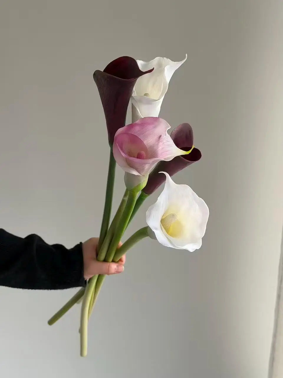 Faux Calla Lily for Bridal Shower, Faux lily of the valley, Calla Lily Bouquets, Wedding Ceremony Aisle Flower for Bride Faux Flower Place
