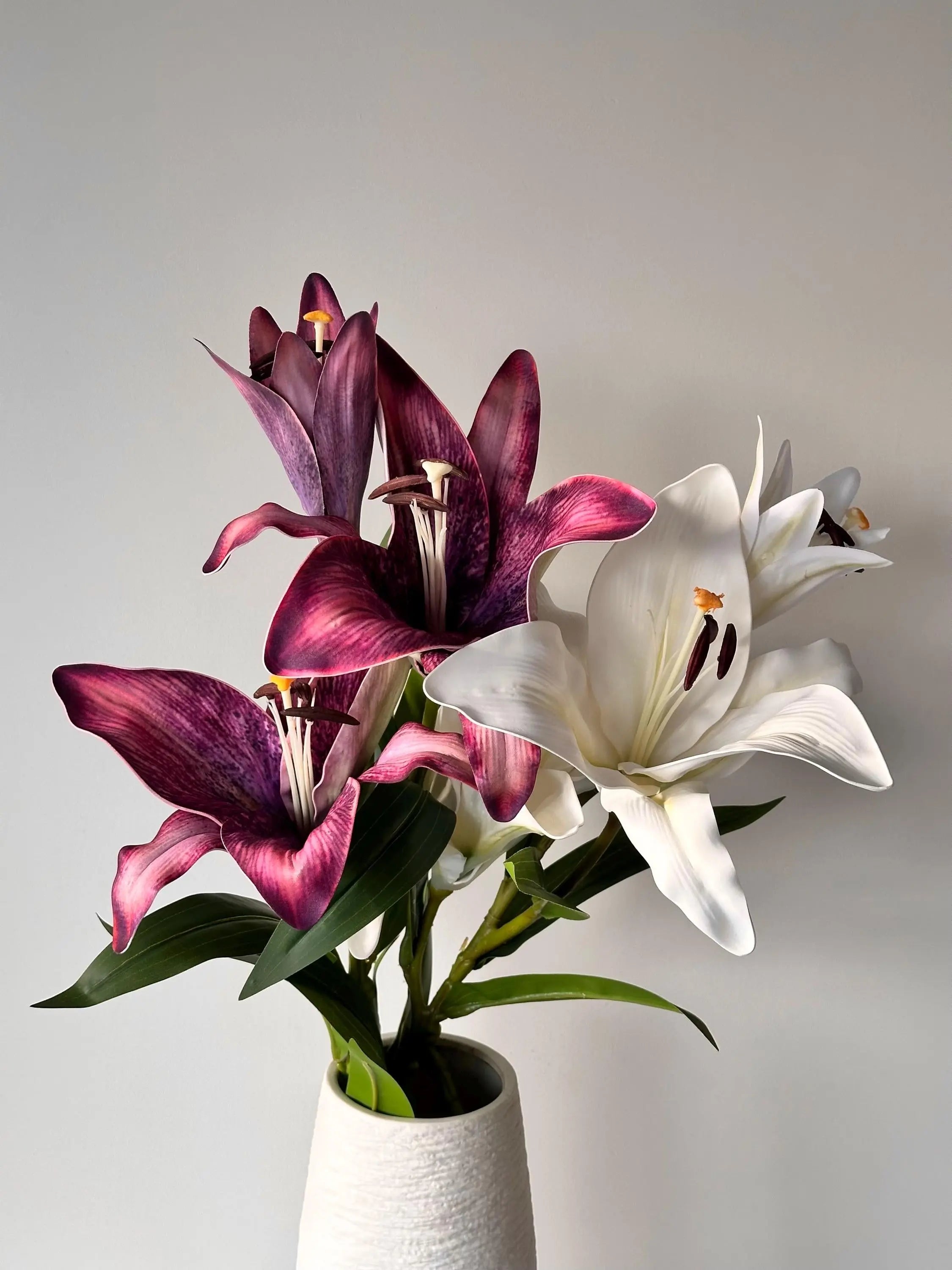 Real Touch Moisturizing Lily Celesta Atelier