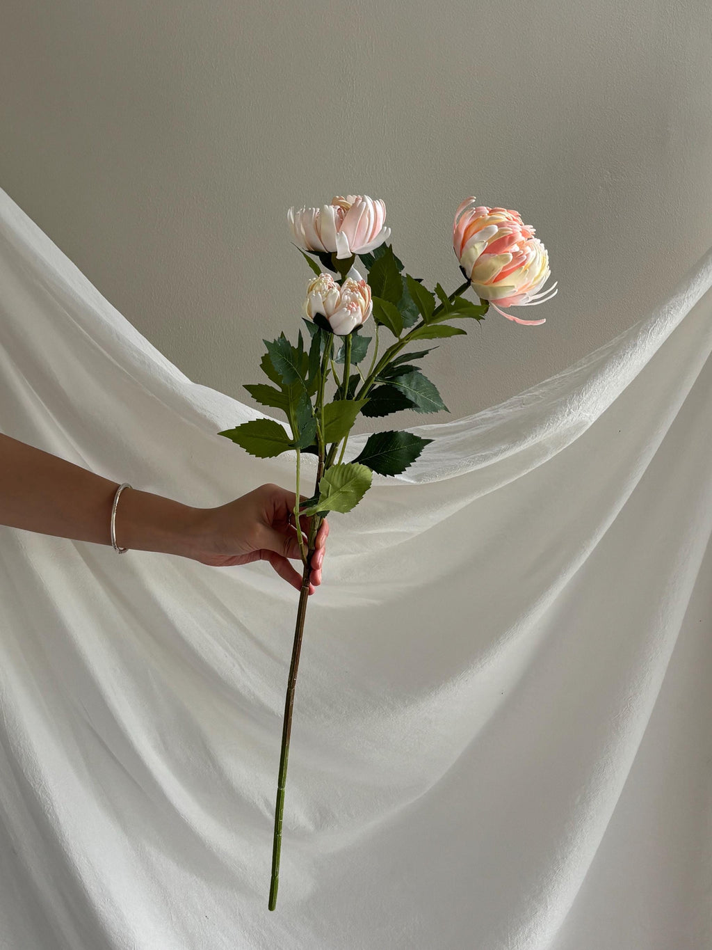 3-Head Artificial Chrysanthemum Stem