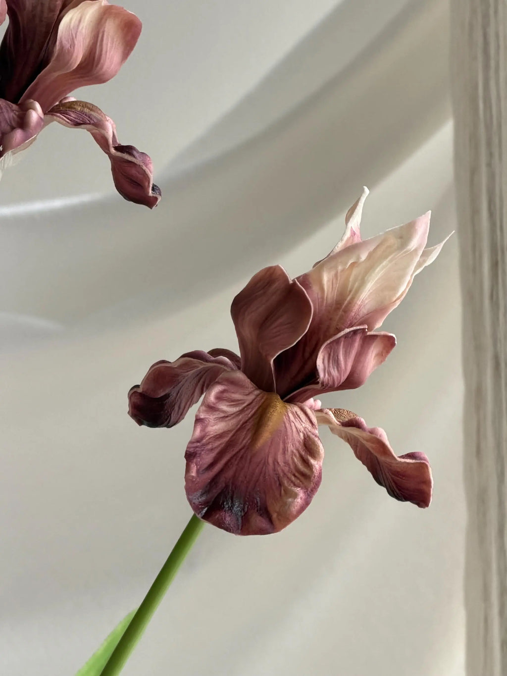 Pink Artificial Iris Flowers Faux Flower Place