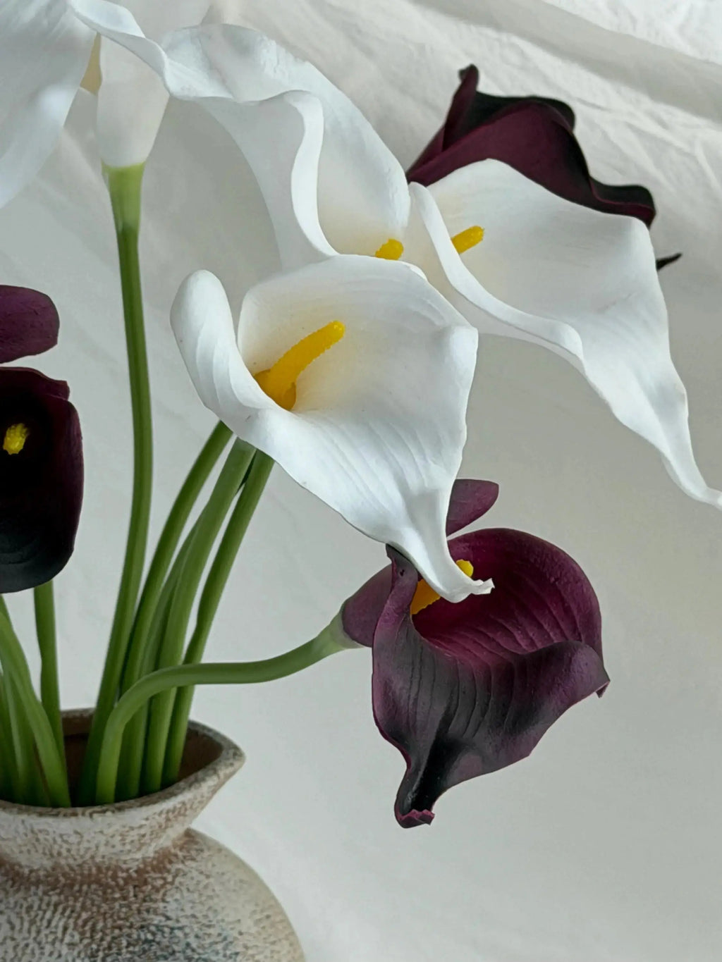 Faux Calla Lily bouquet for Bridal Shower, 6pc Artificial lily of the valley, Mini Calla Lily Bouquet,Wedding Ceremony Flower for Bride Faux Flower Place