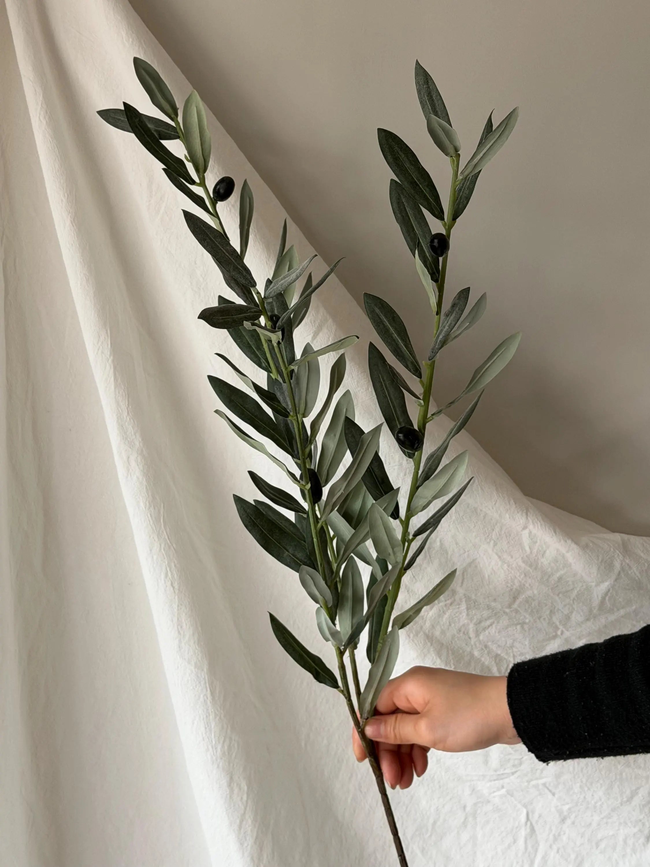 Artificial Olive Branch for Greenery Garland, Fake Olive stem with fruits, Faux Olive Leaf for House Warming, Wedding Holiday Season Decors Faux Flower Place