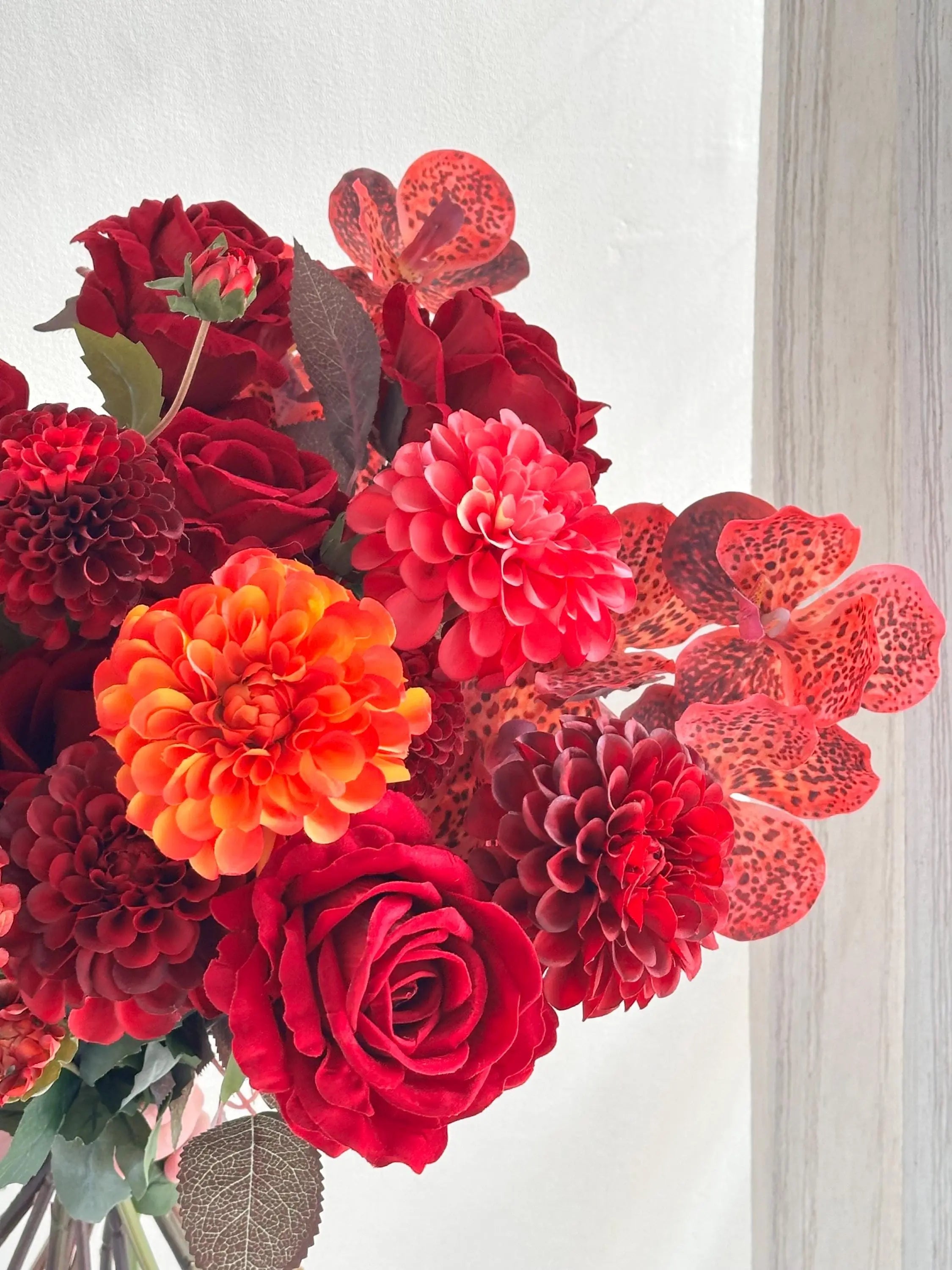 Romantic Floral arrangement Faux Flower Place