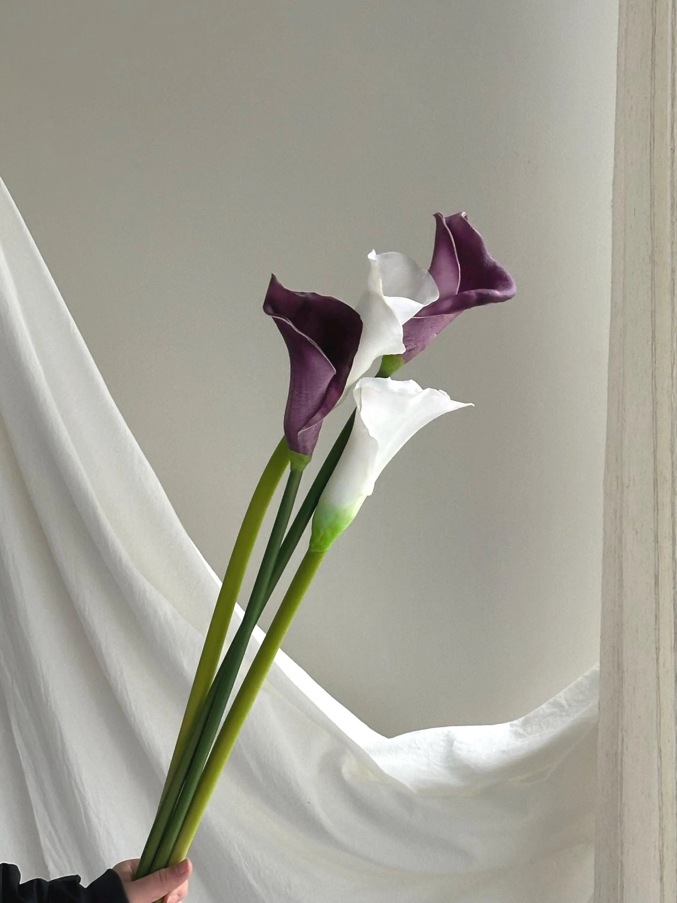 Faux Calla Lily for Bridal Shower, Faux lily of the valley, Calla Lily Bouquets, Wedding Ceremony Aisle Flower for Bride Faux Flower Place