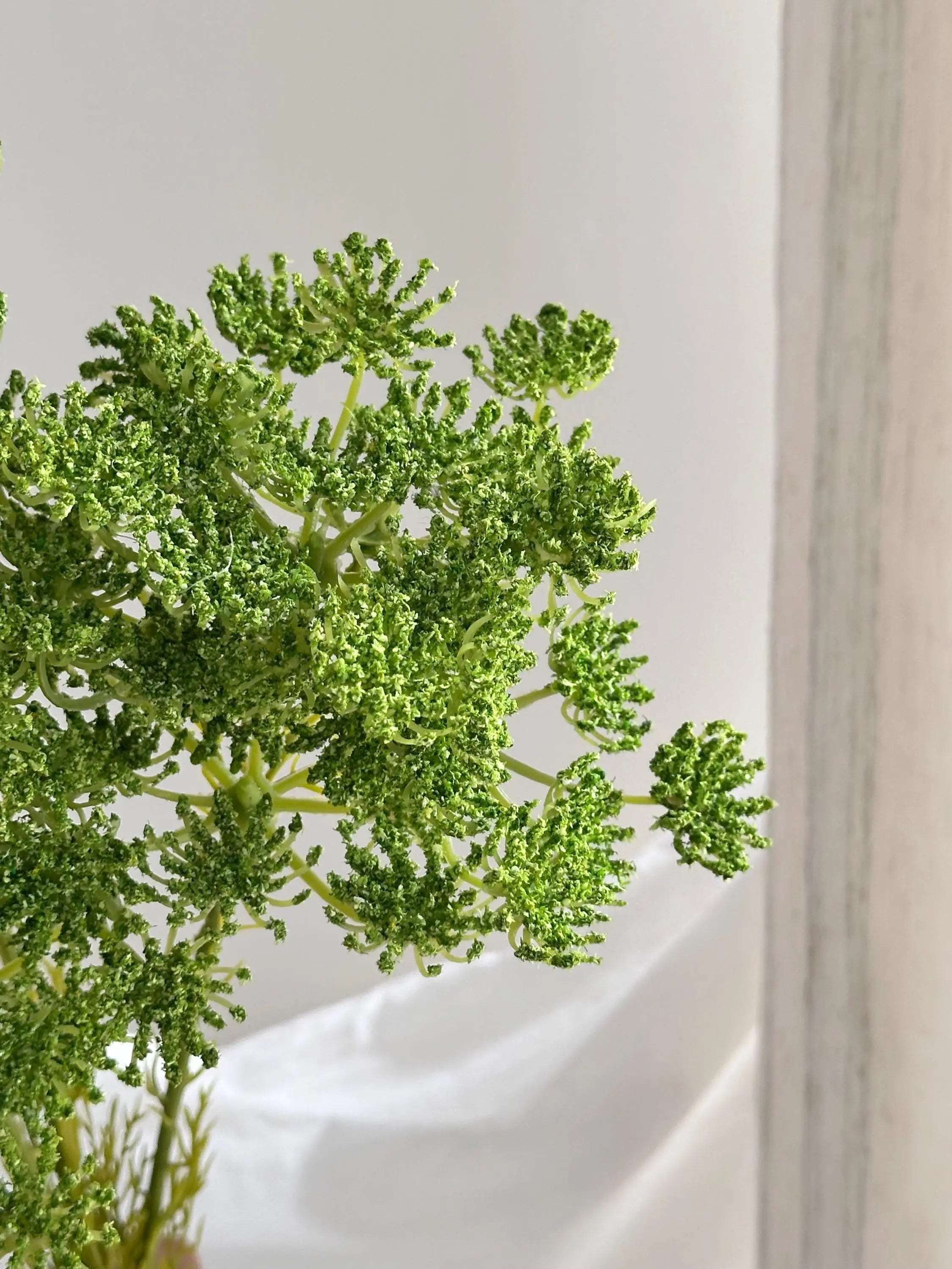 Artificial Queen Annes Lace Stem Faux Flower Place