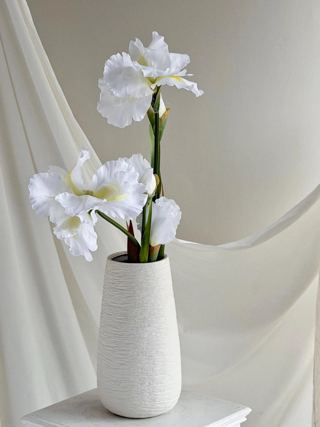 Silk Artificial Iris Flowers, Faux irises flower, Real Touch iris flower, flower arrangement for home wedding decor Faux Flower Place