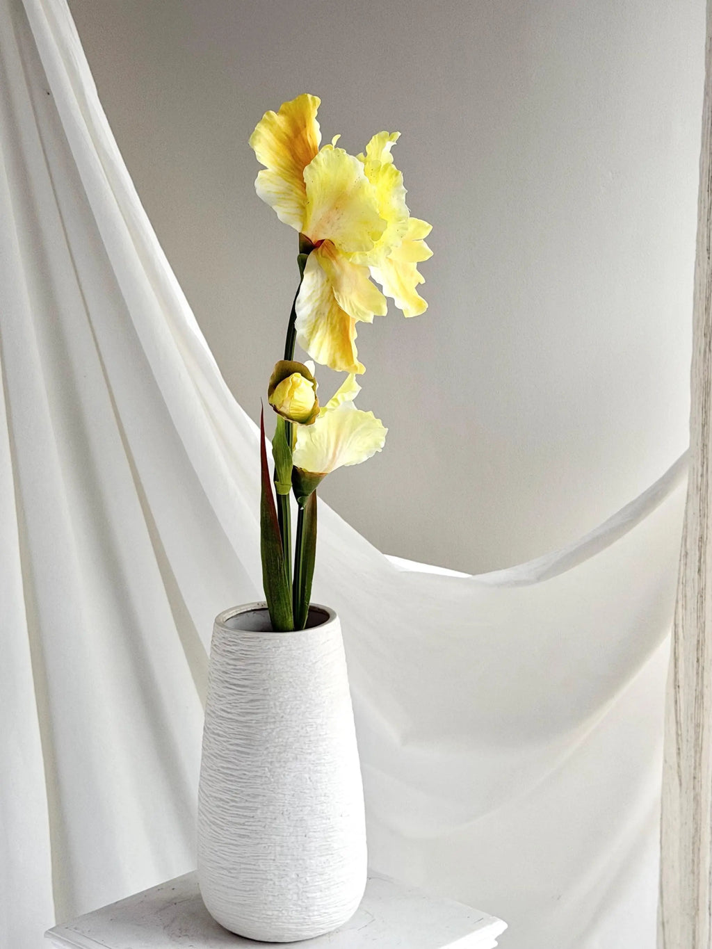 Silk Artificial Iris Flowers, Faux irises flower, Real Touch iris flower, flower arrangement for home wedding decor Faux Flower Place