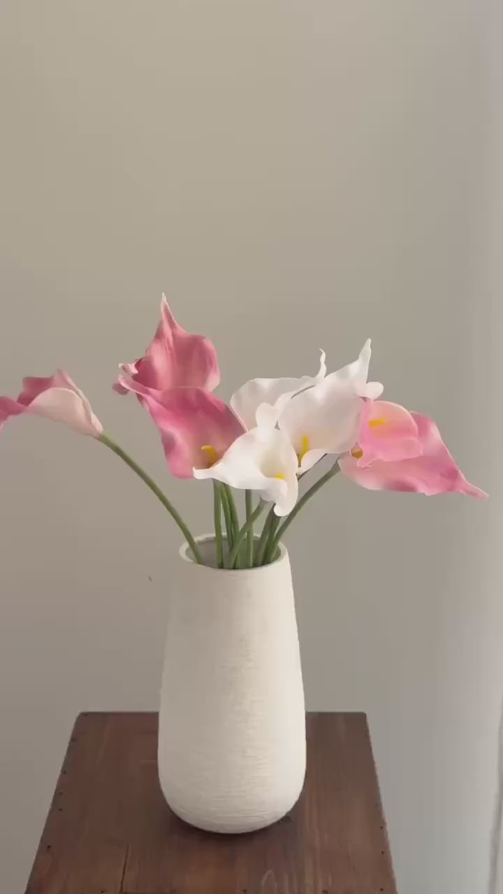 6pc Faux Calla Lily bouquet